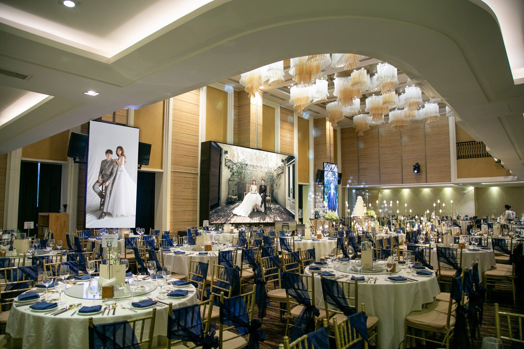 nha-hang-tiec-cuoi-capella-gallery-hall